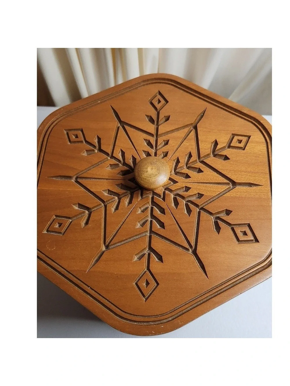 Longaberger 1997 Holiday Hostess Snowflake Basket Christmas Collection Lid Liner